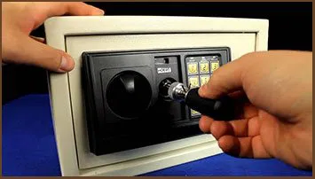 Mercury Locksmith Pasadena Pasadena, CA 626-537-3962 	Mercury Locksmith Pasadena Pasadena, CA 626-537-3962